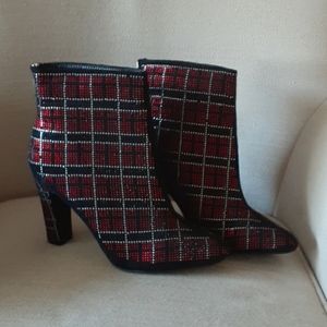 Black ankle boots size ll m